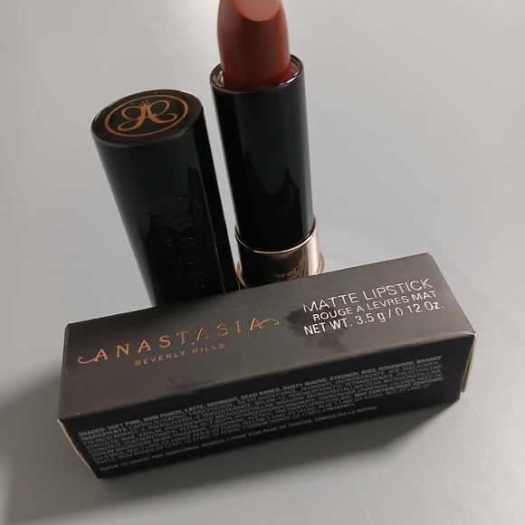 Anastasia Beverly Hills Other - Anastasia Beverly Hills Matte Lipstick - Rust